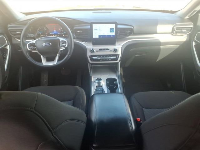 Certified 2023 Ford Explorer XLT image 13
