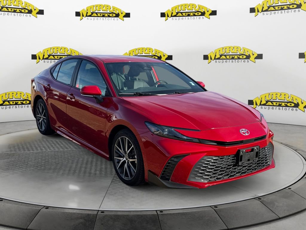 Used 2025 Toyota Camry SE image 8