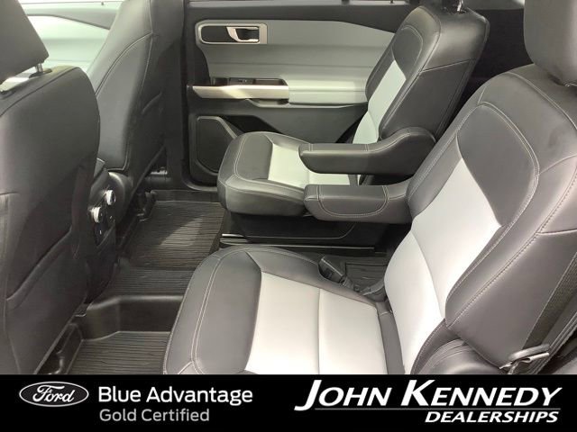 Certified 2023 Ford Explorer XLT w/ Equipment Group 202A AWD/4WD image 31