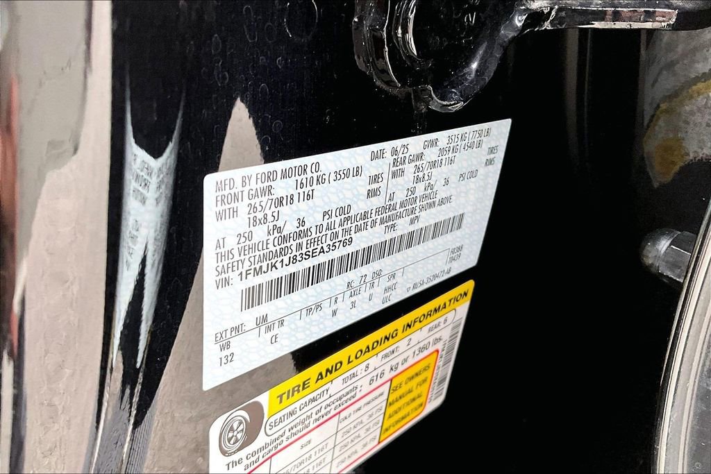 Certified 2025 Ford Expedition Max Active image 32