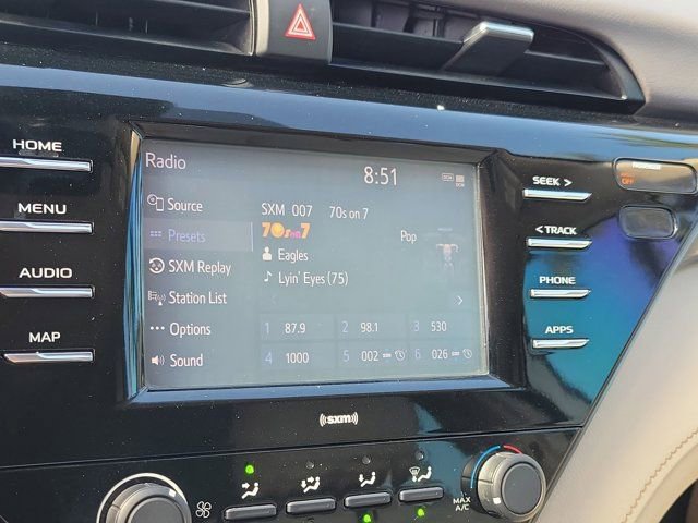 Used 2020 Toyota Camry LE FWD image 27