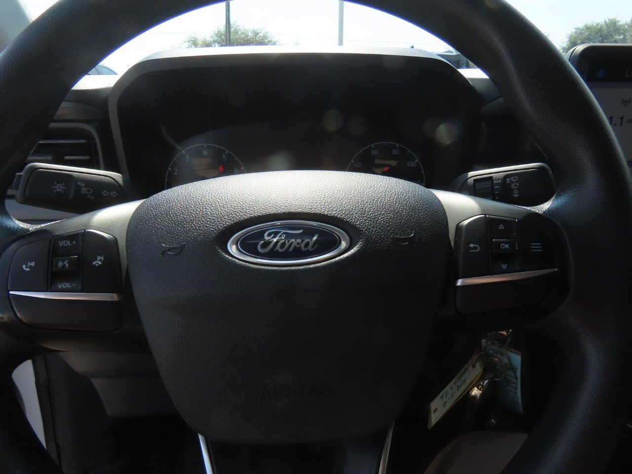 Certified 2022 Ford Maverick XL FWD image 27