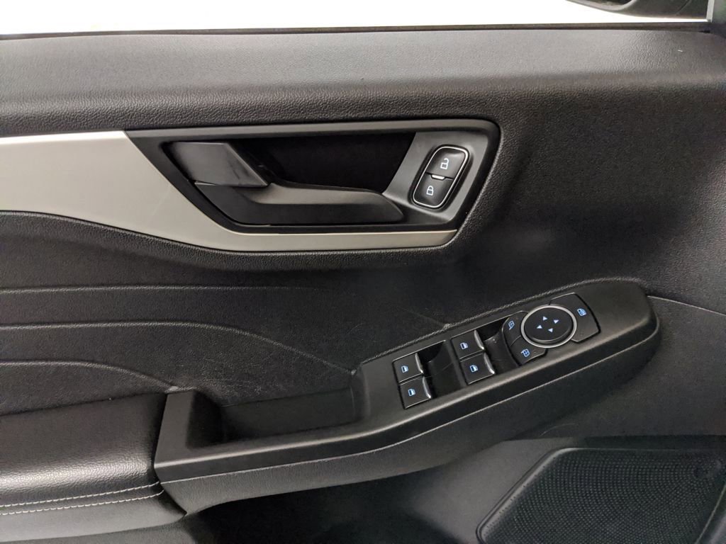 Certified 2022 Ford Escape SE image 22