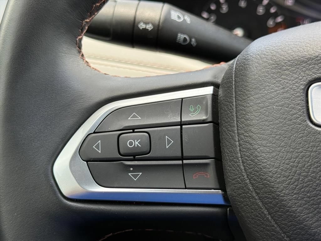 Used 2022 Jeep Compass Limited AWD/4WD image 22