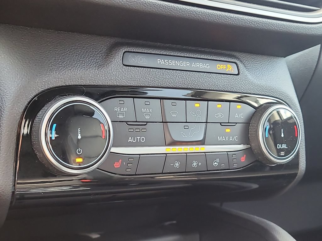 Certified 2022 Ford Escape SEL w/ Technology Package FWD image 24