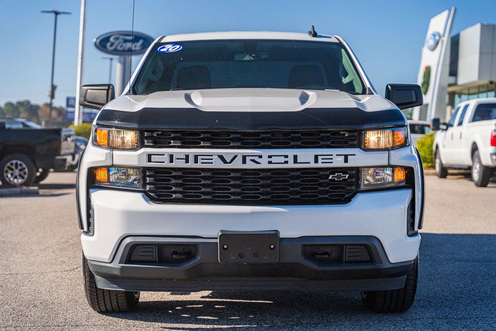 Used 2020 Chevrolet Silverado 1500 Custom w/ Custom Value Package image 8