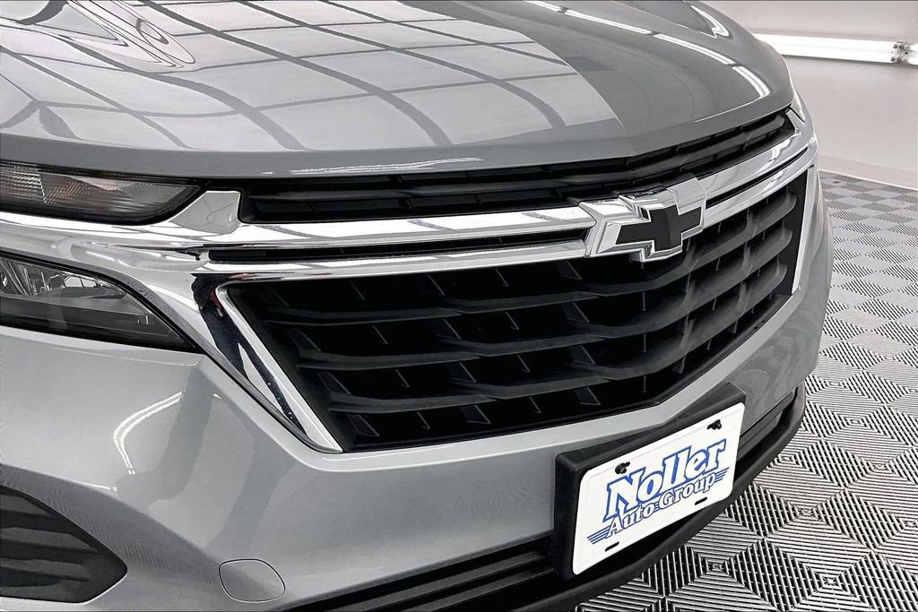 Used 2024 Chevrolet Equinox LS w/ LS Convenience Package image 28