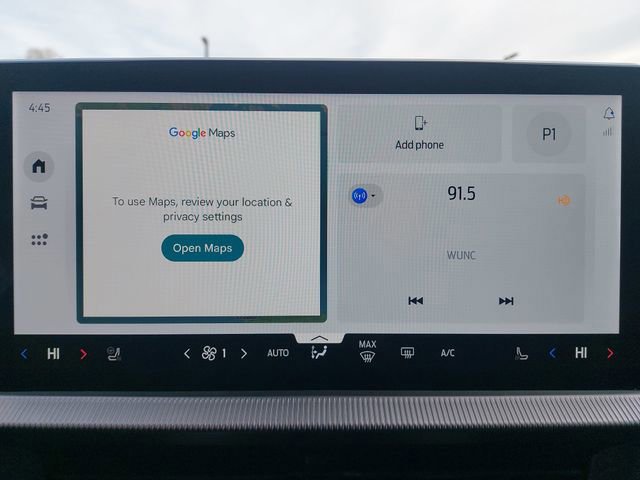 Certified 2025 Ford Explorer Platinum w/ Ultimate Package image 20