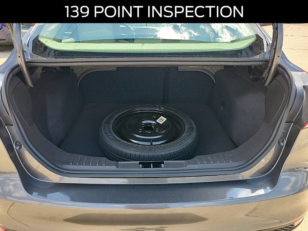 Certified 2018 Ford Focus SE FWD image 6
