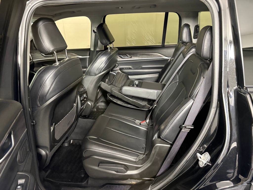 Used 2022 Jeep Grand Cherokee L Limited image 30