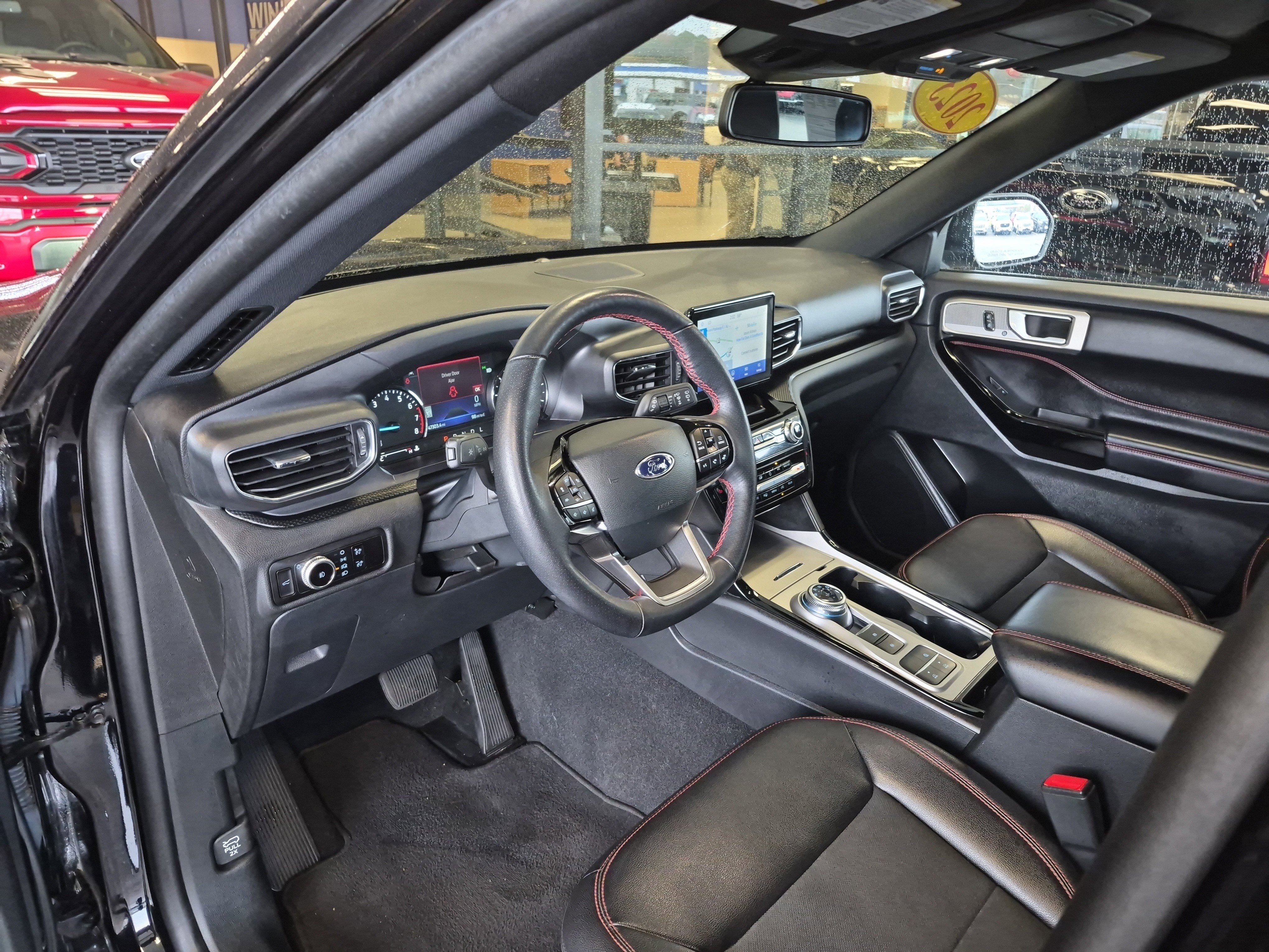 Certified 2023 Ford Explorer ST-Line w/ Class IV Trailer Tow Package image 13