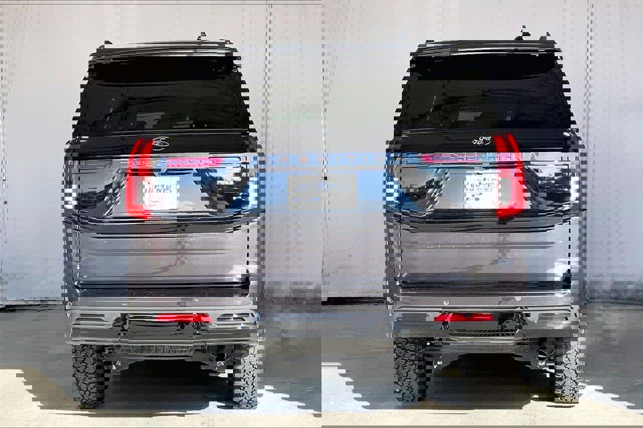 Certified 2025 Ford Expedition Tremor image 3