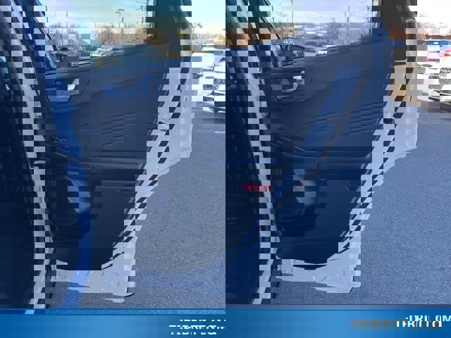 Certified 2024 Ford Escape Platinum w/ Premium Technology Package image 21