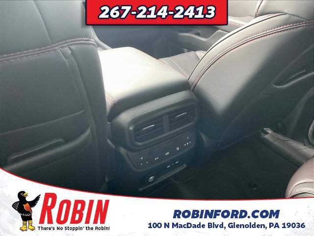 Used 2025 Honda Pilot Black Edition image 12