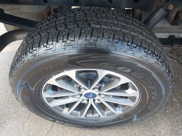 Certified 2019 Ford F150 XLT w/ Equipment Group 302A Luxury image 12