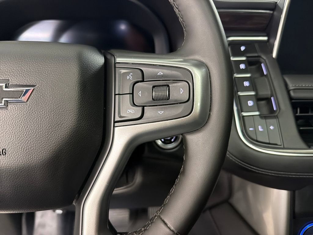 Used 2024 Chevrolet Tahoe Z71 w/ Luxury Package AWD/4WD image 22