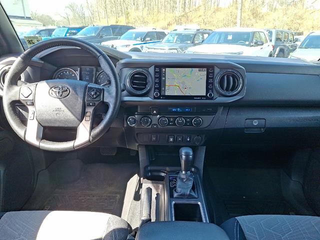 Used 2023 Toyota Tacoma TRD Off-Road AWD/4WD image 9