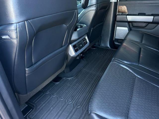 Certified 2025 Ford F350 Lariat w/ Lariat Ultimate Package AWD/4WD image 11