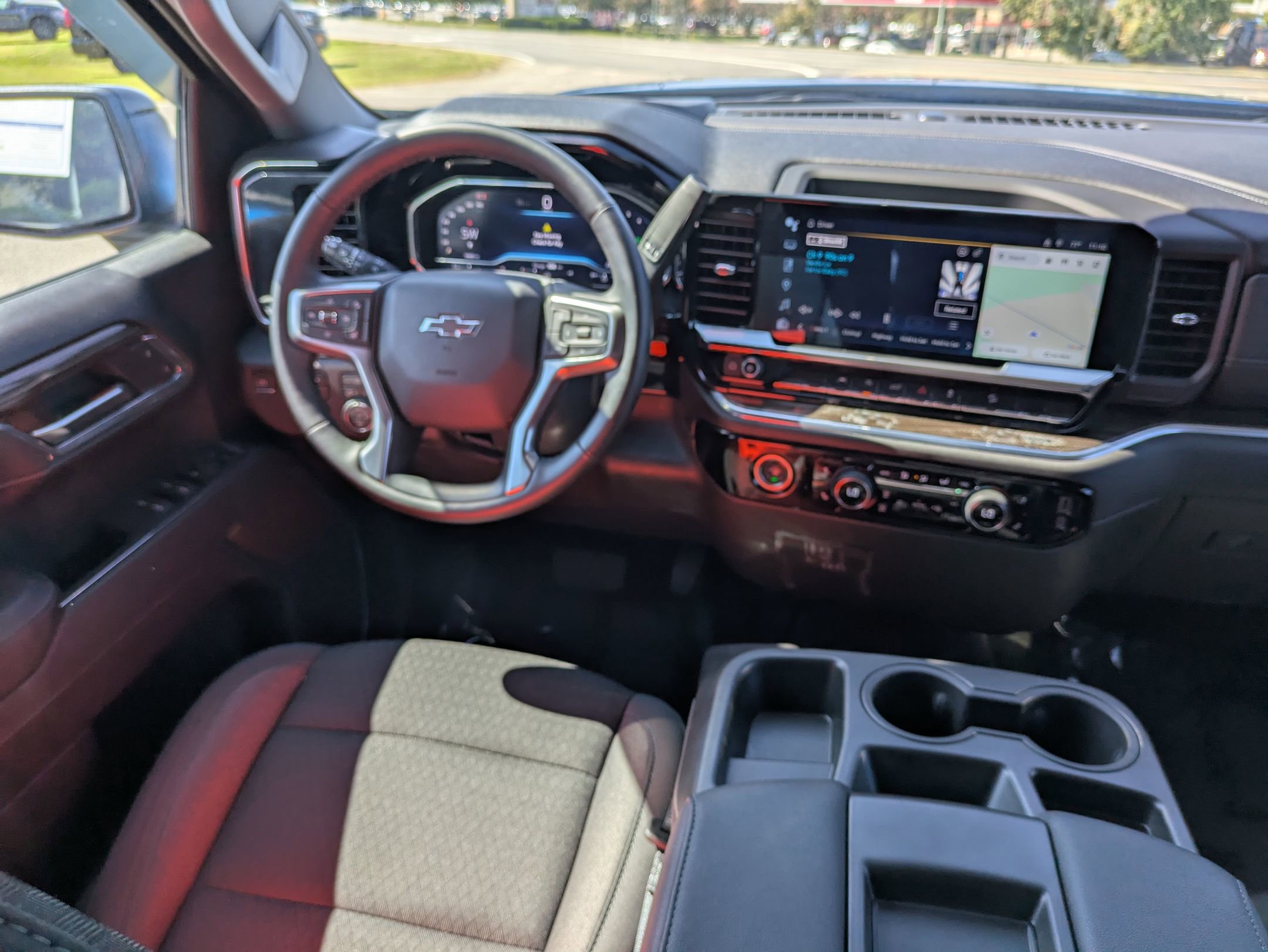 Used 2024 Chevrolet Silverado 1500 RST w/ Z71 Off-Road Package image 27