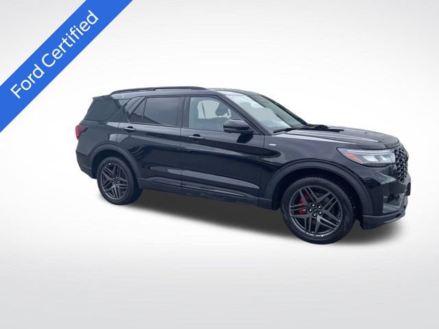 Certified 2025 Ford Explorer ST-Line w/ ST-Line Street Pack AWD/4WD image 7