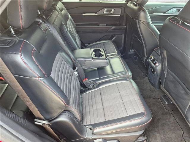 Certified 2025 Ford Explorer ST-Line w/ Premium Package RWD image 20