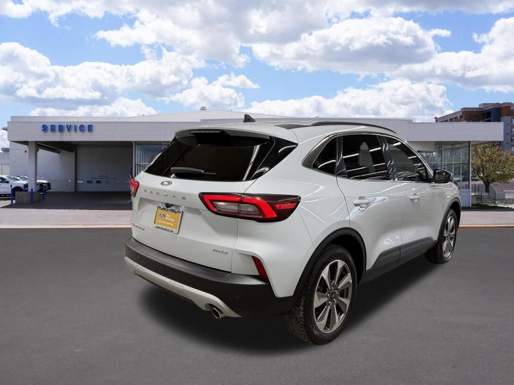 Certified 2025 Ford Escape Platinum AWD/4WD image 3
