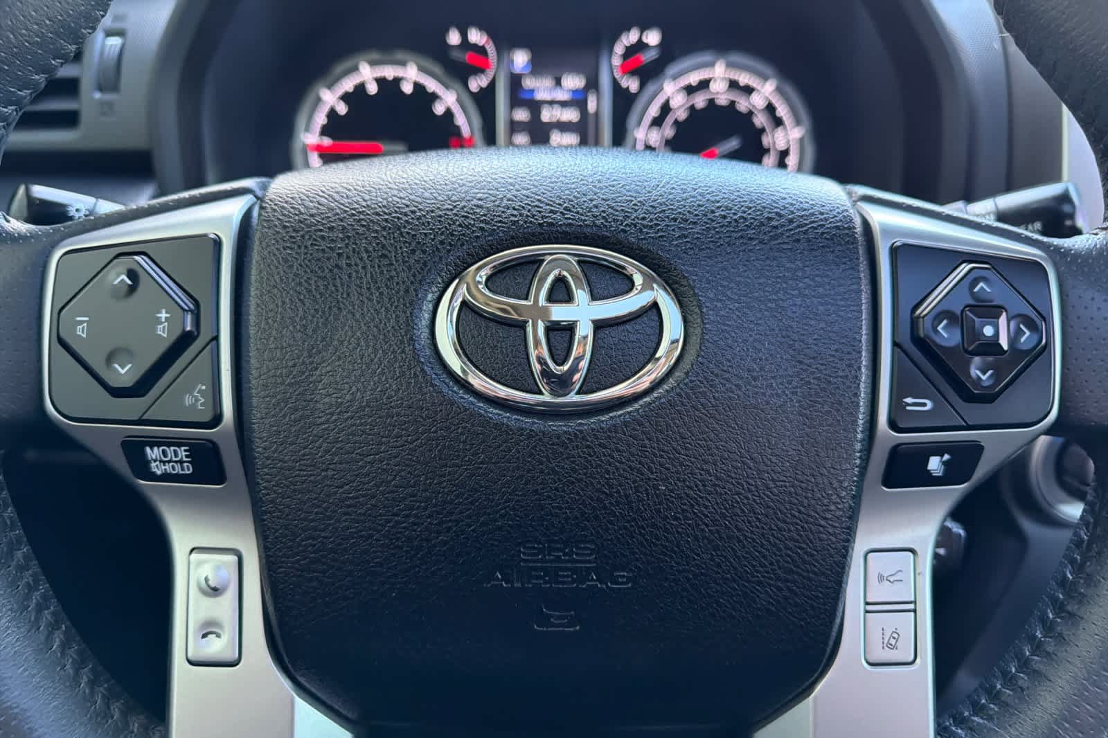 Used 2021 Toyota 4Runner Limited AWD/4WD image 24