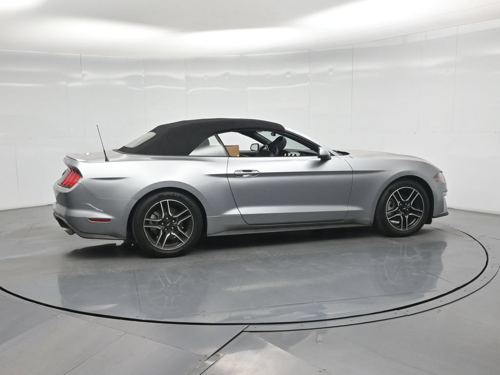 Certified 2022 Ford Mustang Premium RWD image 7