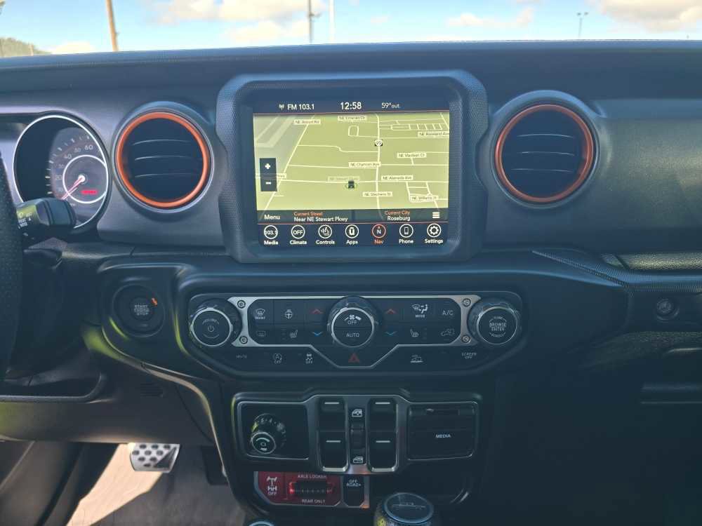 Used 2021 Jeep Gladiator Mojave image 12