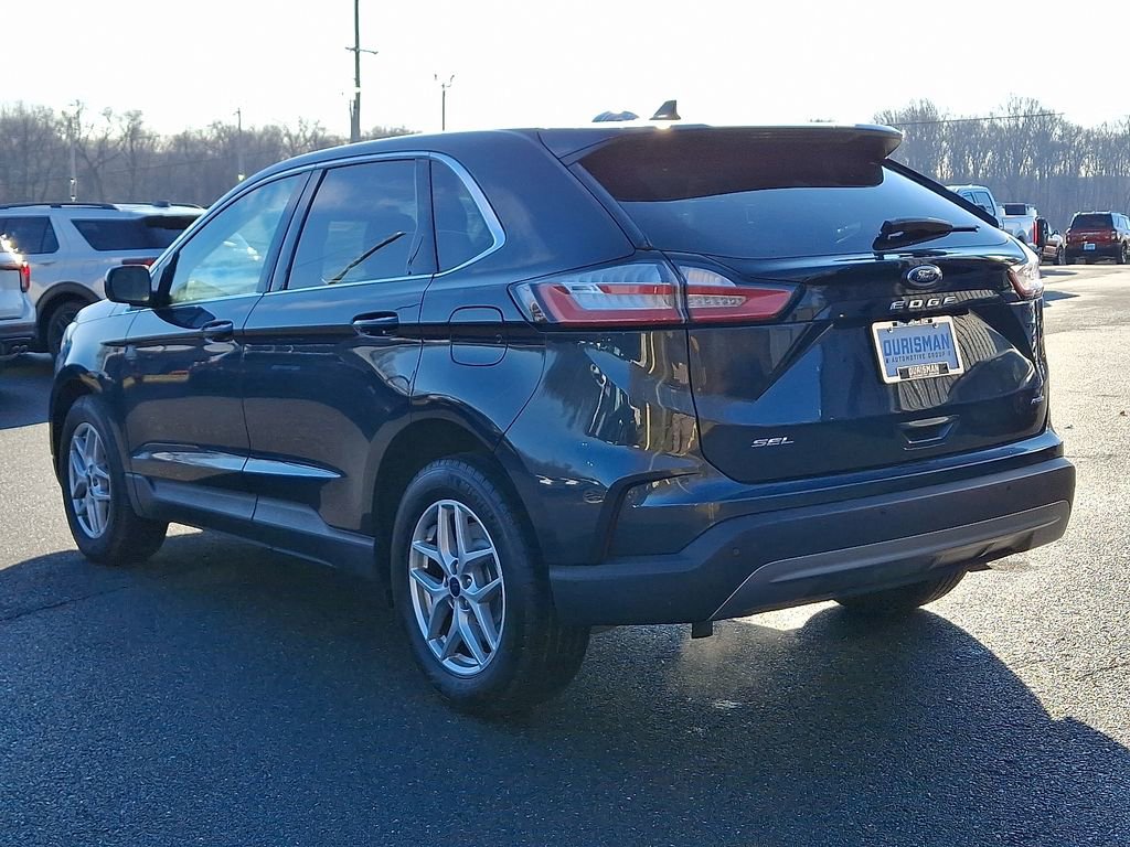 Certified 2022 Ford Edge SEL w/ Convenience Package image 4