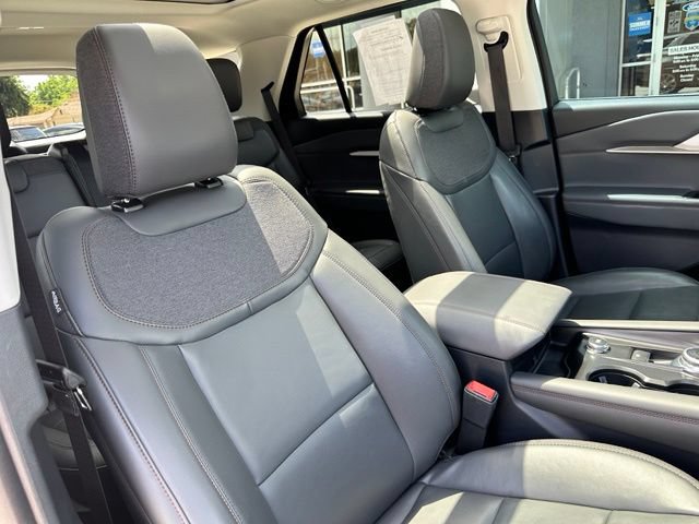 Certified 2025 Ford Explorer Active w/ Active Comfort Package AWD/4WD image 56