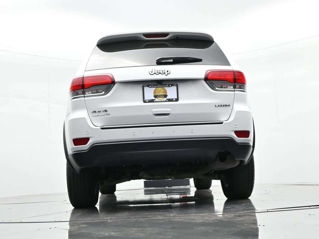 Used 2020 Jeep Grand Cherokee Laredo AWD/4WD image 24