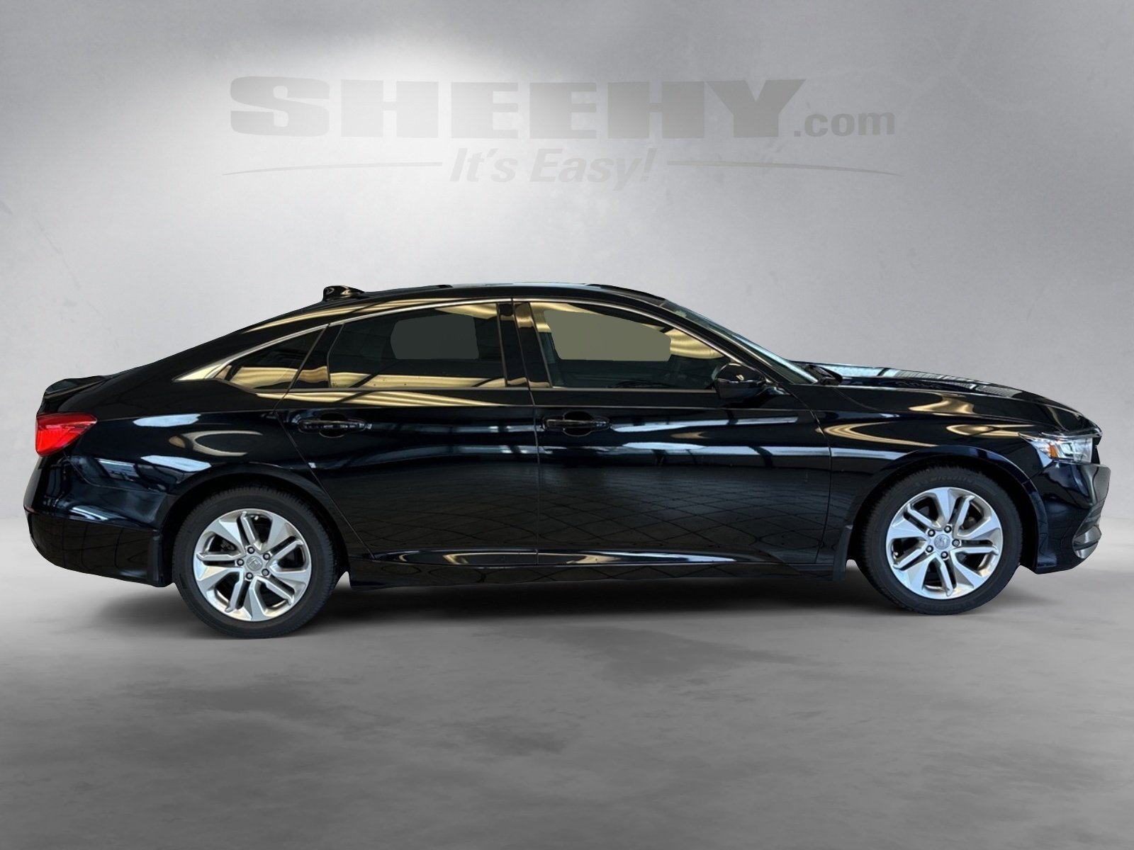 Used 2020 Honda Accord LX image 6