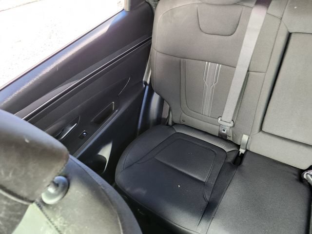 Used 2023 Hyundai Tucson SEL w/ Cargo Package AWD/4WD image 15