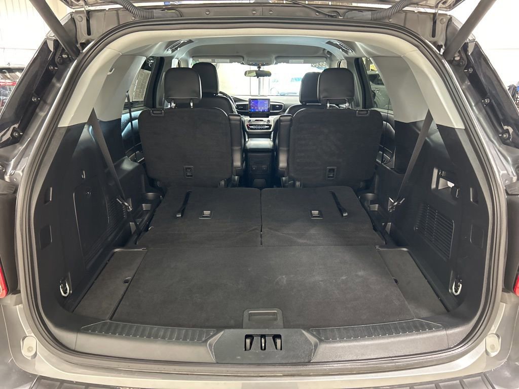 Certified 2023 Ford Explorer XLT w/ Equipment Group 202A image 32
