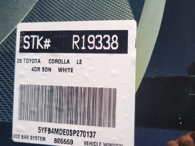 Used 2025 Toyota Corolla LE FWD image 30
