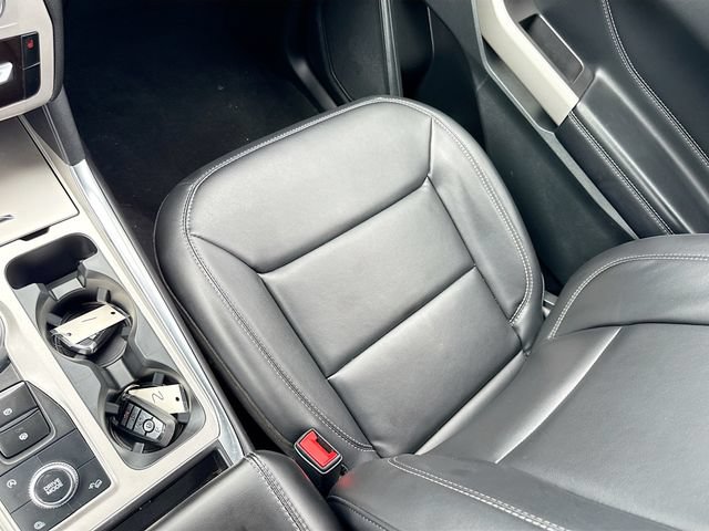 Certified 2023 Ford Explorer XLT w/ Equipment Group 202A AWD/4WD image 33