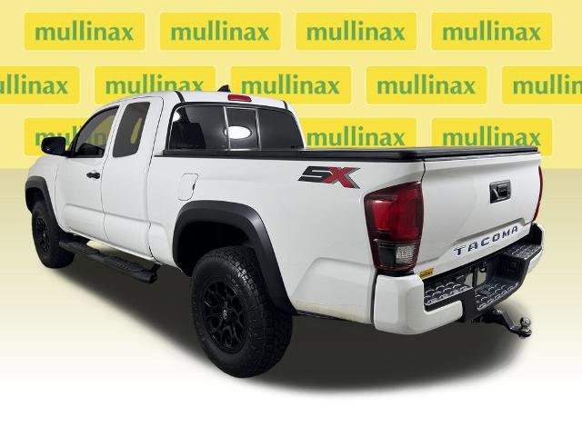 Used 2022 Toyota Tacoma SR w/ SX Package RWD image 11