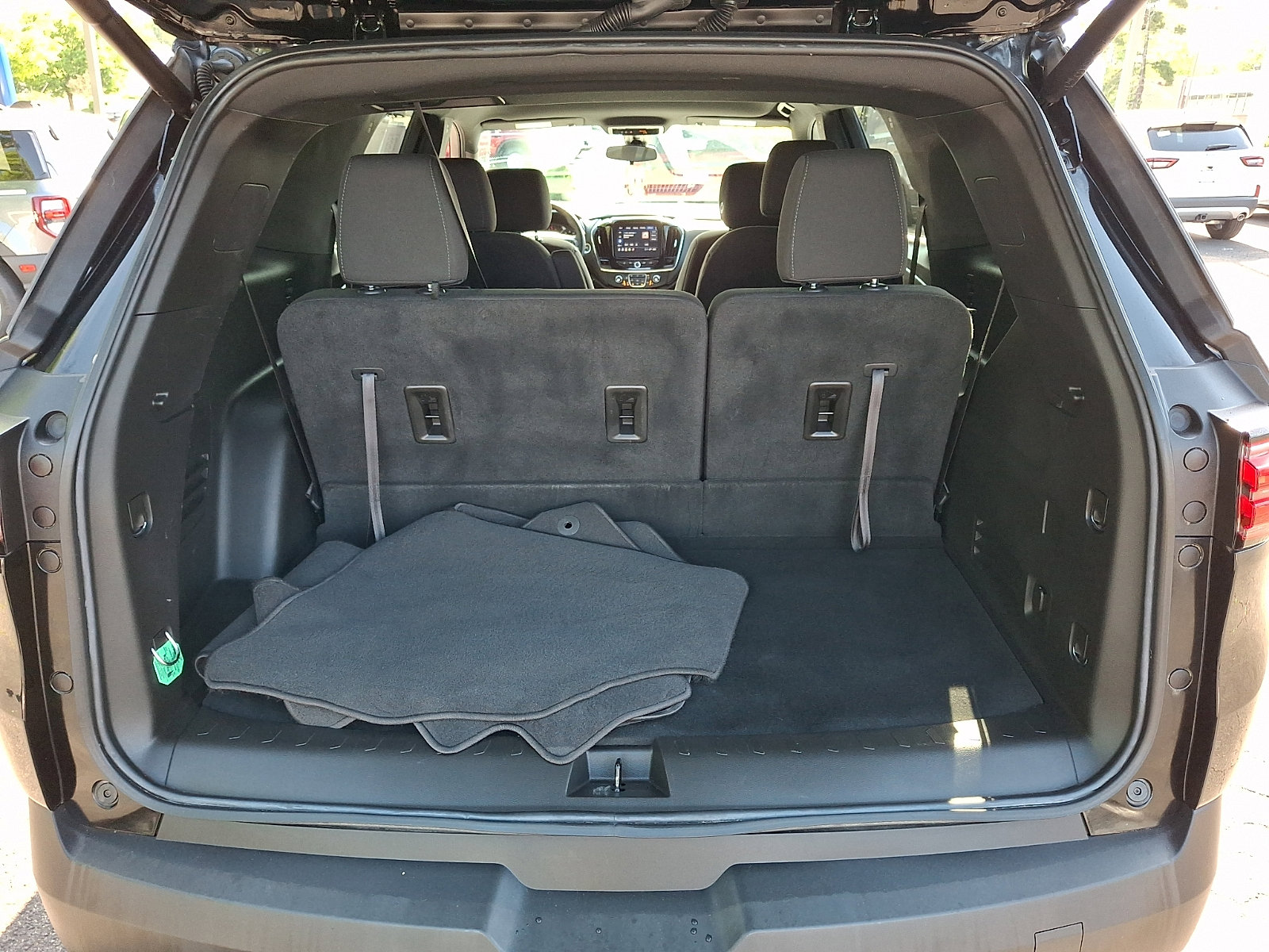 Used 2023 Chevrolet Traverse LT AWD/4WD image 30