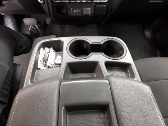 Used 2022 Chevrolet Silverado 1500 LT AWD/4WD image 19