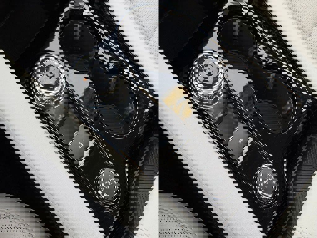 Certified 2025 Ford Explorer Platinum w/ Ultimate Package image 39