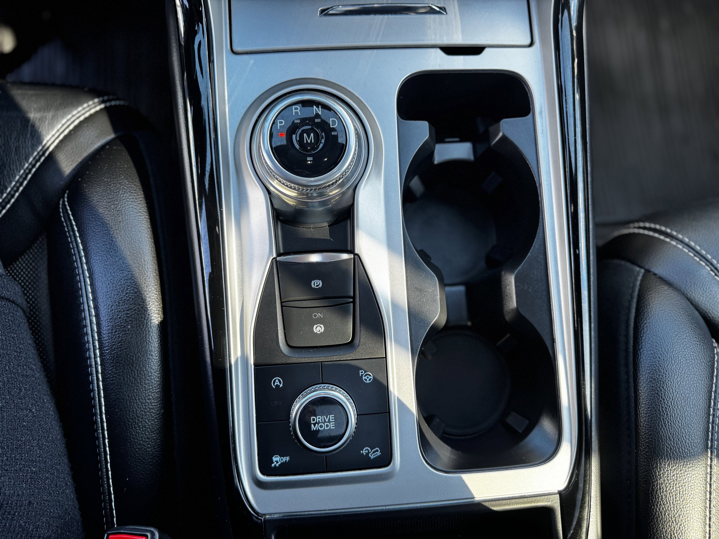 Certified 2022 Ford Explorer ST w/ Equipment Group 401A image 10