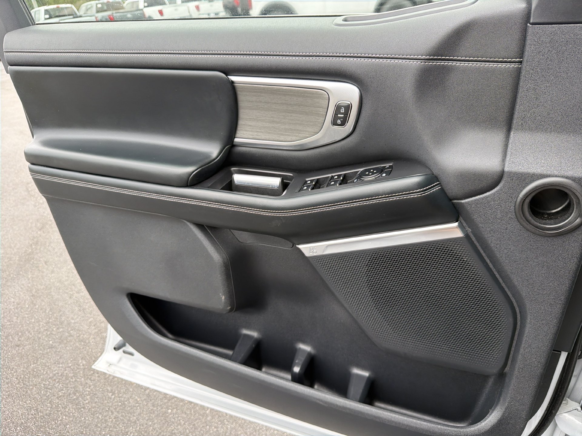 Certified 2025 Ford Expedition Platinum AWD/4WD image 19