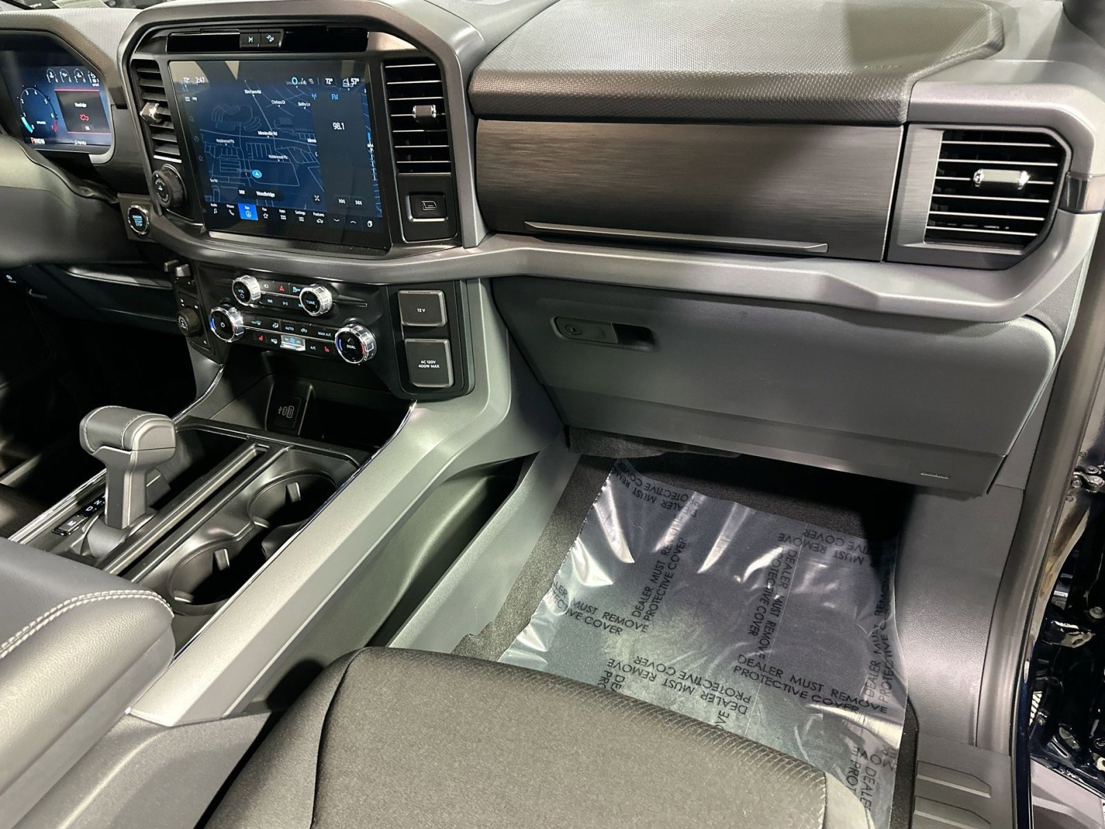 Certified 2025 Ford F150 XLT w/ Equipment Group 302A MID image 36