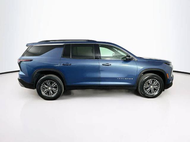 Used 2024 Chevrolet Traverse LT w/ LPO, Floor Liner Package FWD image 25