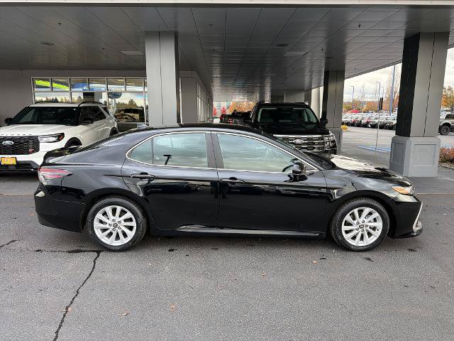 Used 2023 Toyota Camry LE FWD image 7