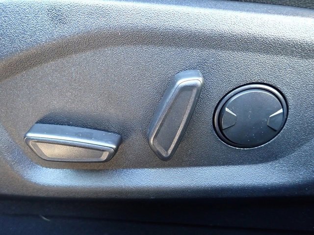 Certified 2024 Ford Edge ST image 23