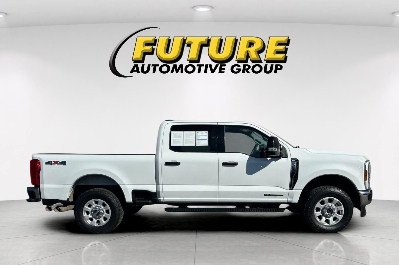 Certified 2024 Ford F250 XLT image 6