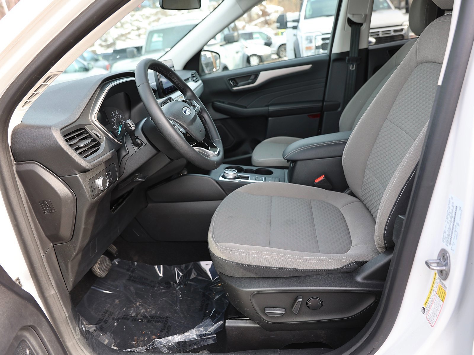 Certified 2022 Ford Escape SE w/ Convenience Package image 18