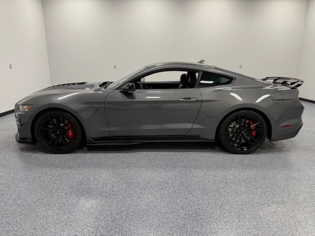 Certified 2021 Ford Mustang Shelby GT500 w/ Technology Package RWD image 8